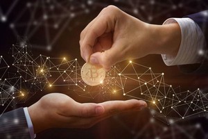 Thế giới bitcoin: người ăn không hết, kẻ lần không ra.