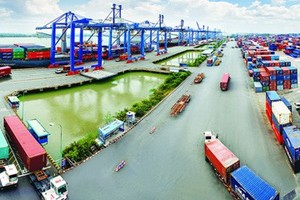 Năm 2017 có lẽ cũng là năm hiếm hoi Chính phủ có khả năng hoàn thành tất cả các mục tiêu do Quốc hội đặt ra, trong đó không thể không nhắc tới cú “nhảy” ngoạn mục của tăng trưởng GDP.