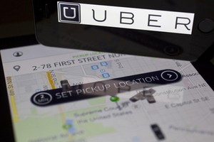 Toà án nhân dân TP HCM đình chỉ vụ kiện của Uber với Cục thuế TP HCM.