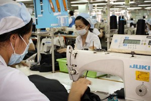 Tuổi nghỉ hưu nam được đề xuất nâng lên 62, nữ 60