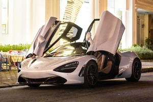 Siêu xe McLaren 720S duy nhất Việt Nam lần đầu dạo phố