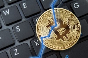 Thị trường tiền ảo đỏ lửa, Bitcoin xuống dưới 9.000 USD