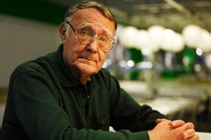 Người sáng lập IKEA Ingvar Kamprad. (Nguồn: dezeen.com)