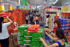 Sát Tết, Big C lại quy định khách chỉ mua 5 thùng bia mỗi ngày