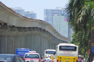 Hai tháng qua, dù vẫn tăng cường mua bán các doanh nghiệp Việt nhưng nhà đầu tư Trung Quốc không còn nằm trong tốp 3 nhà đầu tư lớn ở Việt Nam.