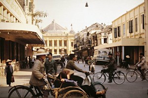 Thước phim hiếm về đường phố Hà Nội 50 năm trước