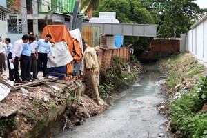 Nhiều công trình thoát chống ngập, thoát nước quy mô lớn tại TP HCM sắp được "giải cứu". Ảnh: Hữu Nguyên.