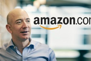 Jeff Bezos, ông chủ của Amazon