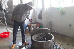 Giếng nước của gia đình chị Hiên. Ảnh: Đ.H