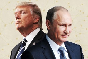 Tổng thống Mỹ Donald Trump (trái) và Tổng thống Nga Vladimir Putin. Ảnh: CNN.