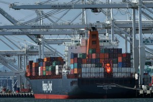 Thương mại toàn cầu trong năm nay được IMF dự báo tăng trưởng 5,1% - mức tăng cao nhất kể từ năm 2011