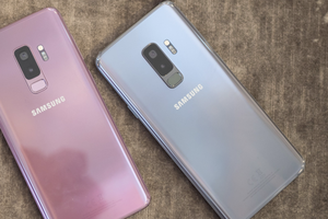 Loạt smartphone màu sắc mới lạ vừa lên kệ