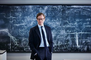 Alexander Nix, CEO của Cambridge Analytica, bị đình chỉ chức vụ sau khi một số đoạn băng quay lén công bố hôm 20/3 cho thấy ông nói về việc hối lộ, đặt bẫy các chính trị gia và bí mật điều khiển các cuộc bầu cử trên toàn thế giới. Ảnh: Getty.