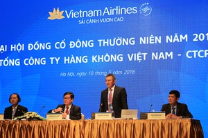 Ông Dương Trí Thành, Tổng giám đốc Vietnam Airlines đang phát biểu tại đại hội. Ảnh: Anh Tú