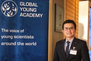 PGS. Trần Xuân Bách tại hội nghị GYA tổ chức tại Thái Lan. Ảnh: NVCC.
