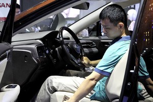 Chỉ một chiếc xe Lexus được bán ra trong tháng 4/2018.