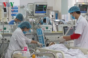 Theo dự thảo, giá khám bệnh giảm còn 20.000-35.000 đồng.