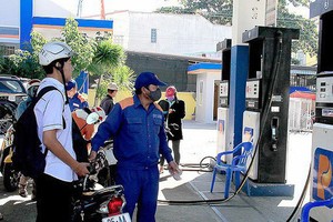 Tổng số thuế bảo vệ môi trường dự kiến thu sẽ vào khoảng 57.612 tỷ đồng/năm, tăng khoảng 15.189 tỷ đồng/năm nếu thuế môi trường với xăng dầu tăng kịch khung