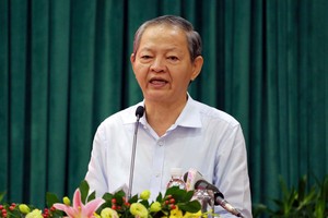 Ông Lê Văn Khoa