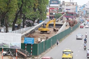 Đường Yên Phụ, một trong 10 điểm ùn tắc do công trường thi công gây ra 
