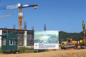 Dự án Sân bay Vân Đồn đang được xây dựng. Ảnh: Đức Thanh