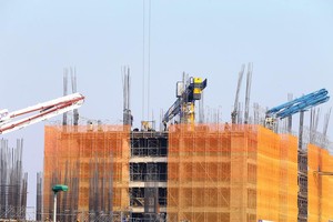 Đầu tư xây dựng là lĩnh vực điển hình có nhiều quy định chồng chéo, mâu thuẫn, thiếu cụ thể.... Ảnh: Đức Thanh.