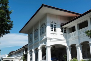 Khách sạn Capella trên đảo Sentosa của Singapore (Ảnh: Reuters).