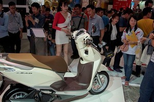 Người Việt vẫn tăng mua xe máy.