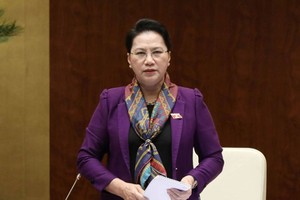 Chủ tịch Quốc hội: Người dân bình tĩnh, tin vào quyết định của Đảng, Nhà nước