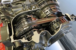 Hộp số CVT có cấu tạo đơn giản hơn so với các loại hộp số khác. 