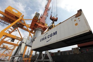 Cuộc chiến thương mại Mỹ - Trung cũng là cơ hội để Việt Nam gia tăng xuất khẩu. Ảnh: Đức Thanh.