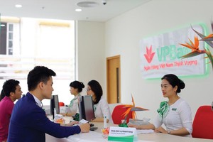 VPBank đã gây chú ý với đợt phát hành riêng lẻ 164,7 triệu cổ phiếu và tăng vốn điều lệ lên 15.706 tỷ đồng trong năm 2017.