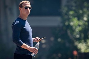 CEO kiêm Chủ tịch Facebook - Mark Zuckerberg. Ảnh: CNBC.