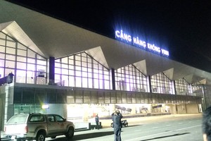 Nhà ga hành khách có tổng diện tích 11.706m2. Dự án có công suất thiết kế đạt 2 triệu hành khách/năm; công suất khai thác thực tế 3-4 triệu hành khách/năm.