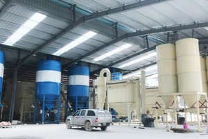 Nhựa Pha Lê đã hoàn thiện 90% việc di chuyển, lắp đặt 4 máy nghiện bột CaCO3 siêu mịn từ Nhà máy Hải Phòng tới Nhà máy Nghệ An.