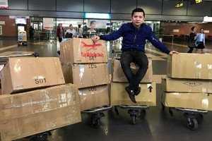 Ông Đỗ Trọng Hiếu đã đi gom SIM 11 số từ một năm trước. Ảnh: NVCC.