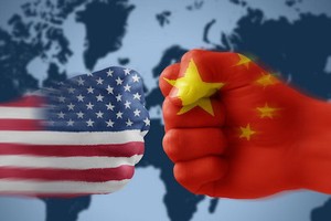 GDP Việt Nam có thể giảm 6.000 tỷ đồng mỗi năm vì Mỹ - Trung đối đầu