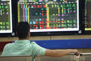 Trong hơn 740 doanh nghiệp niêm yết, mới có chưa đến 30 doanh nghiệp hoàn tất các thủ tục nới room.