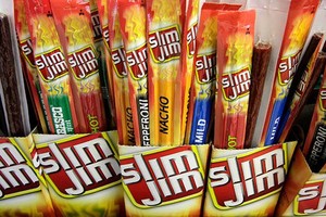 Loại thức ăn nhẹ mà ông Farrand mua cho chú chó của mình. (Nguồn: WKRN)