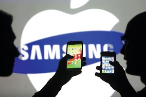 Apple khó lép vế trong cuộc đua lợi nhuận