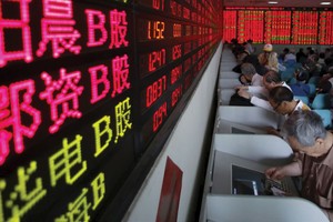Thị trường Trung Quốc giữ sức hấp dẫn giữa “tâm bão”