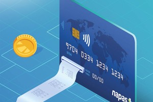 Việc thực hiện chuyển đổi thẻ từ sang thẻ chip sẽ được các ngân hàng thực hiện theo lộ trình kể từ 1/1/2019.