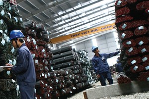 Thép là một trong những ngành đang gặp nhiều khó khăn, thách thức.