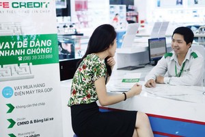 Lãi suất tiêu dùng vốn đã cao, nay tiếp tục tăng trong tháng cuối năm.