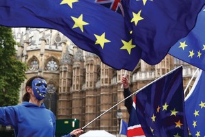 EU chấp thuận để Anh ra đi, chuyện gì sẽ diễn ra?