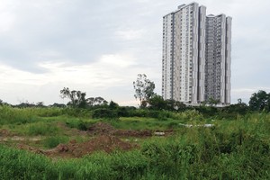 Dự án Khu dân cư lô số 4, Khu 6B (khu dân cư 6B) thuộc xã Bình Hưng, huyện Bình Chánh, TP.HCM do QCG làm chủ đầu tư chậm trễ tiến độ nhiều năm nay.