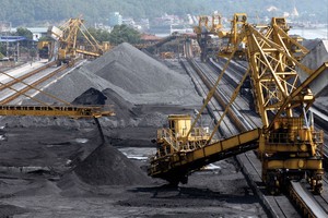 Giá bán than tăng sẽ tác động trực tiếp tới giá điện, từ đó ảnh hưởng tới toàn nền kinh tế.