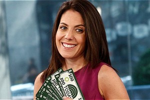 Chuyên gia tư vấn tài chính cá nhân Jean Chatzky. Ảnh: Parade.