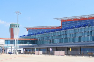 Thiết kế mặt trước sân bay Vân Đồn được lấy từ ý tưởng hình ảnh cánh buồm trên vịnh Hạ Long.