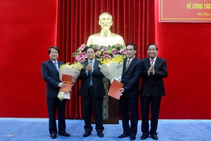 Triển khai quyết định của Bộ Chính trị về công tác cán bộ